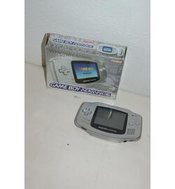 Gameboy Advance Zilver (BOXED)