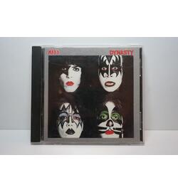 Kiss: Dynasty