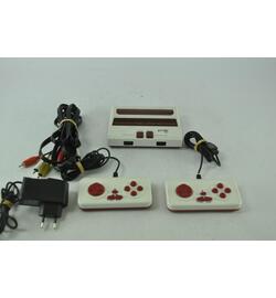 Famulator Console (Famicom Clone)