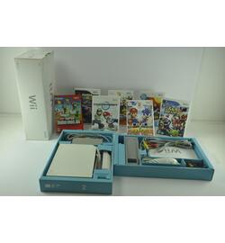 Nintendo Wii Console White (7 Games) JPN