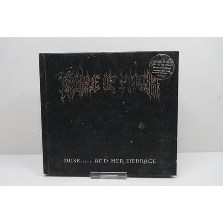 Cradle Of Filth: Dusk... And Her Embrace Digipak